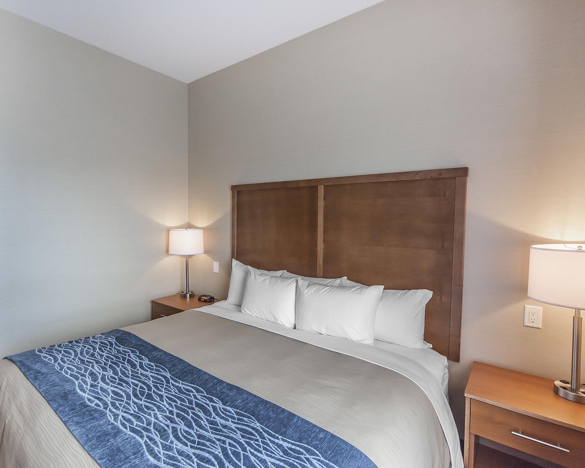 Comfort Inn & Suites Bonnyville Экстерьер фото